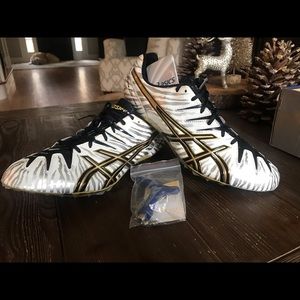 ASICS Mens track shoe